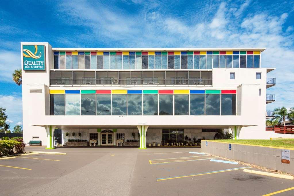 Quality & Conference Center Hotel